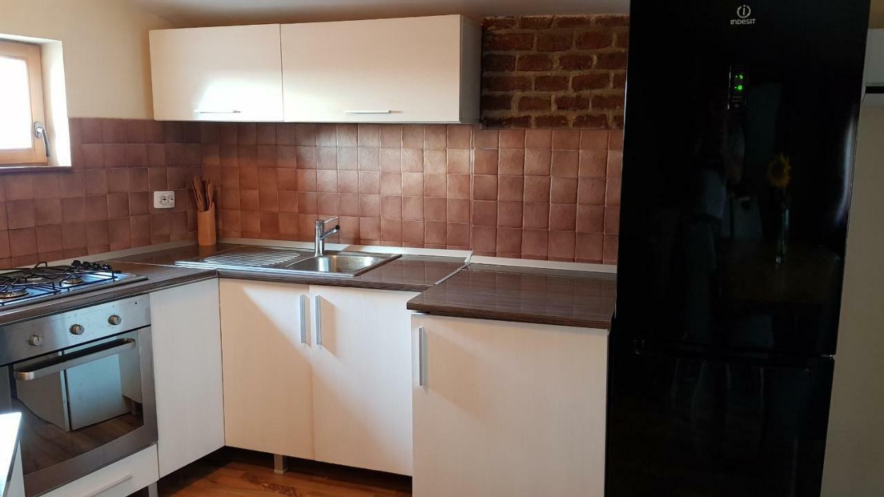 Апартаменти Apartament Central Орадя Екстер'єр фото